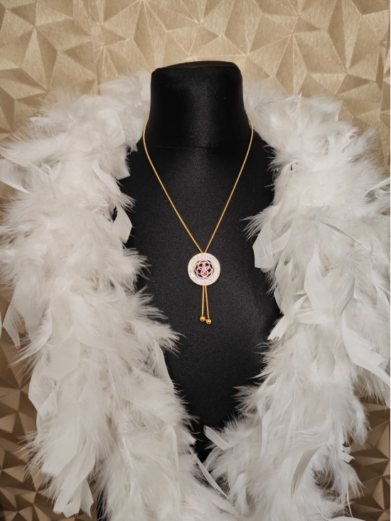 Náhrdelník zlatý dámsky s masívnym príveskom so zirkónmi - video vo fotkách