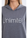Dámske mikinové šaty s nápisom Unlimited, grafitové