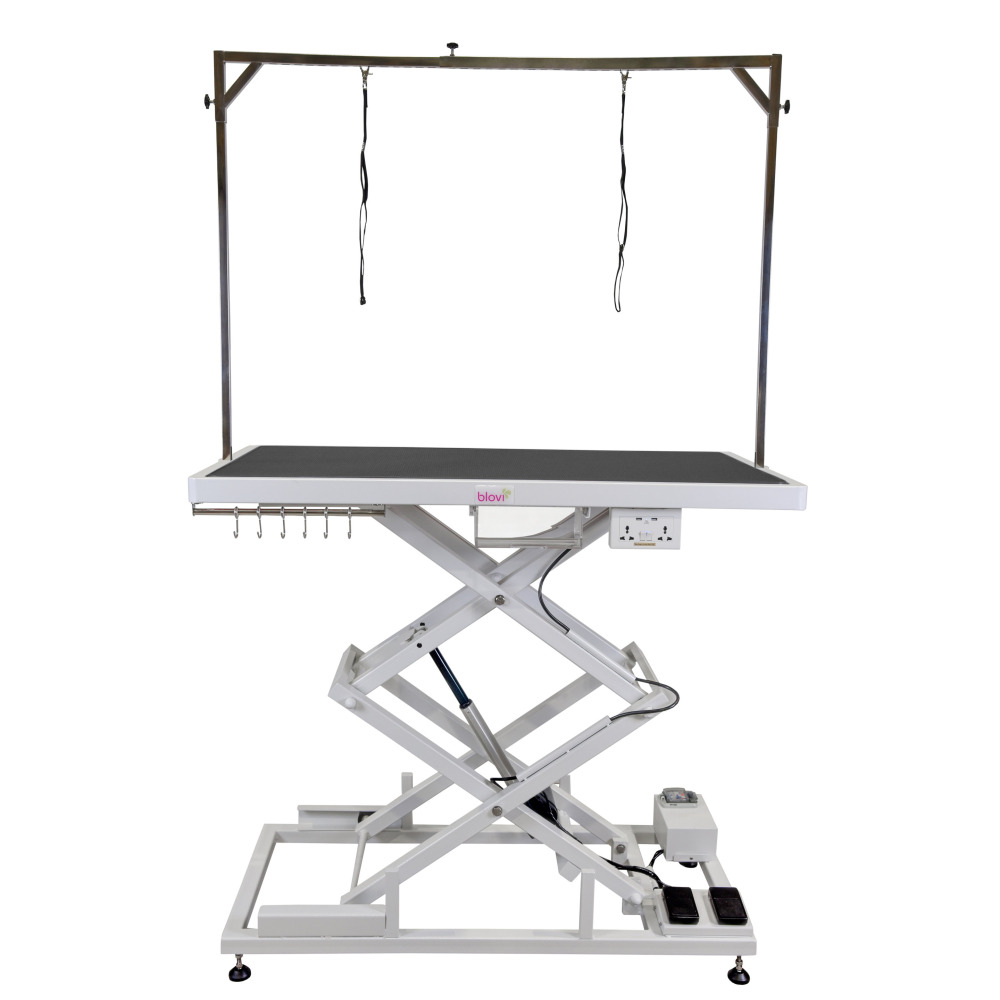 Blovi Upper Pro – elektrický strihací stôl s poličkou na náradie, dvojitou elektrickou zásuvkou a USB portom, 125 cm x 65 cm